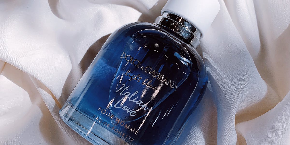perfumes masculinos 2025